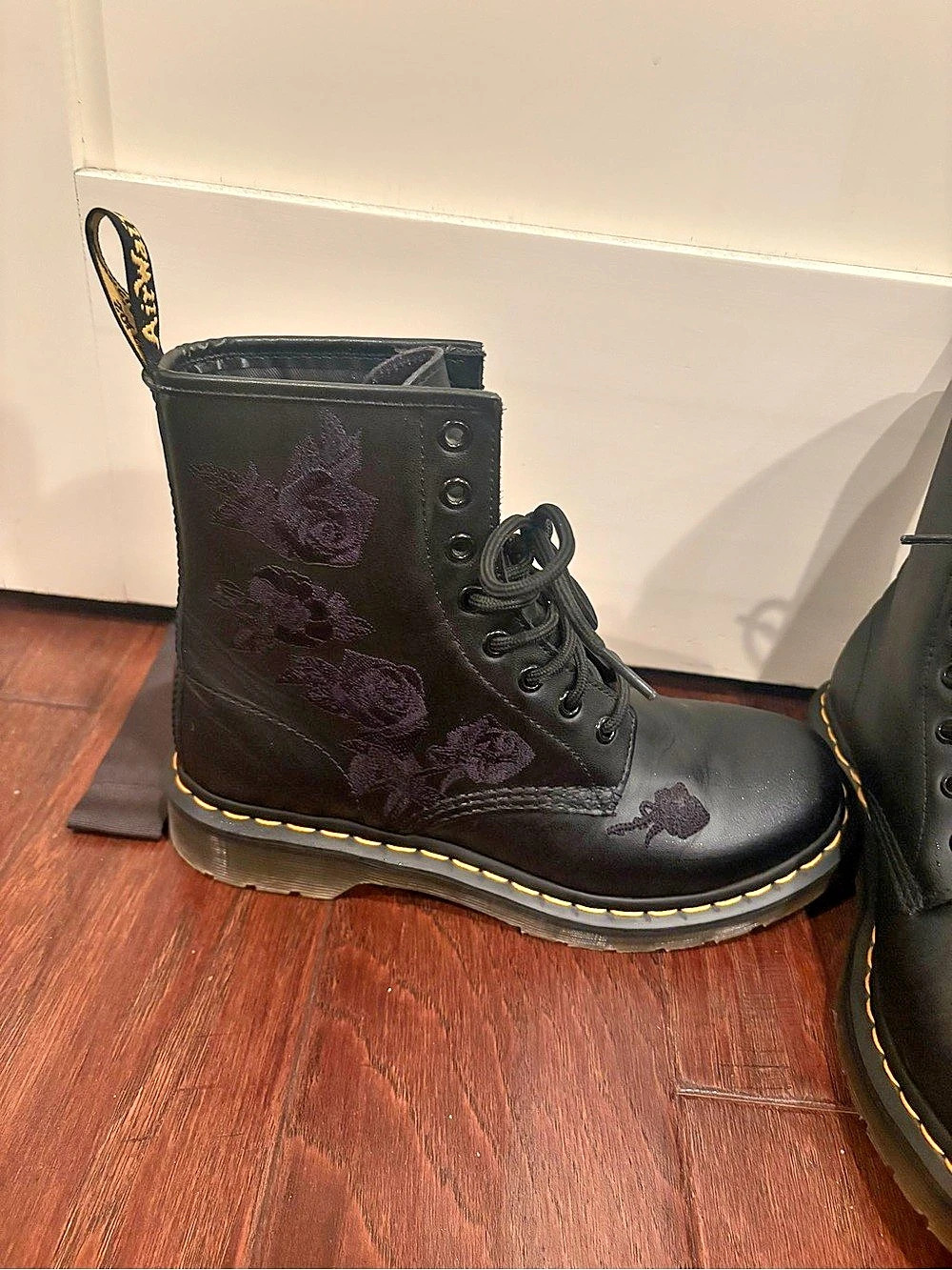Dr. Martens 1460 Vonda Mono Floral Leather Boots US 8 - Picture 2 of 8